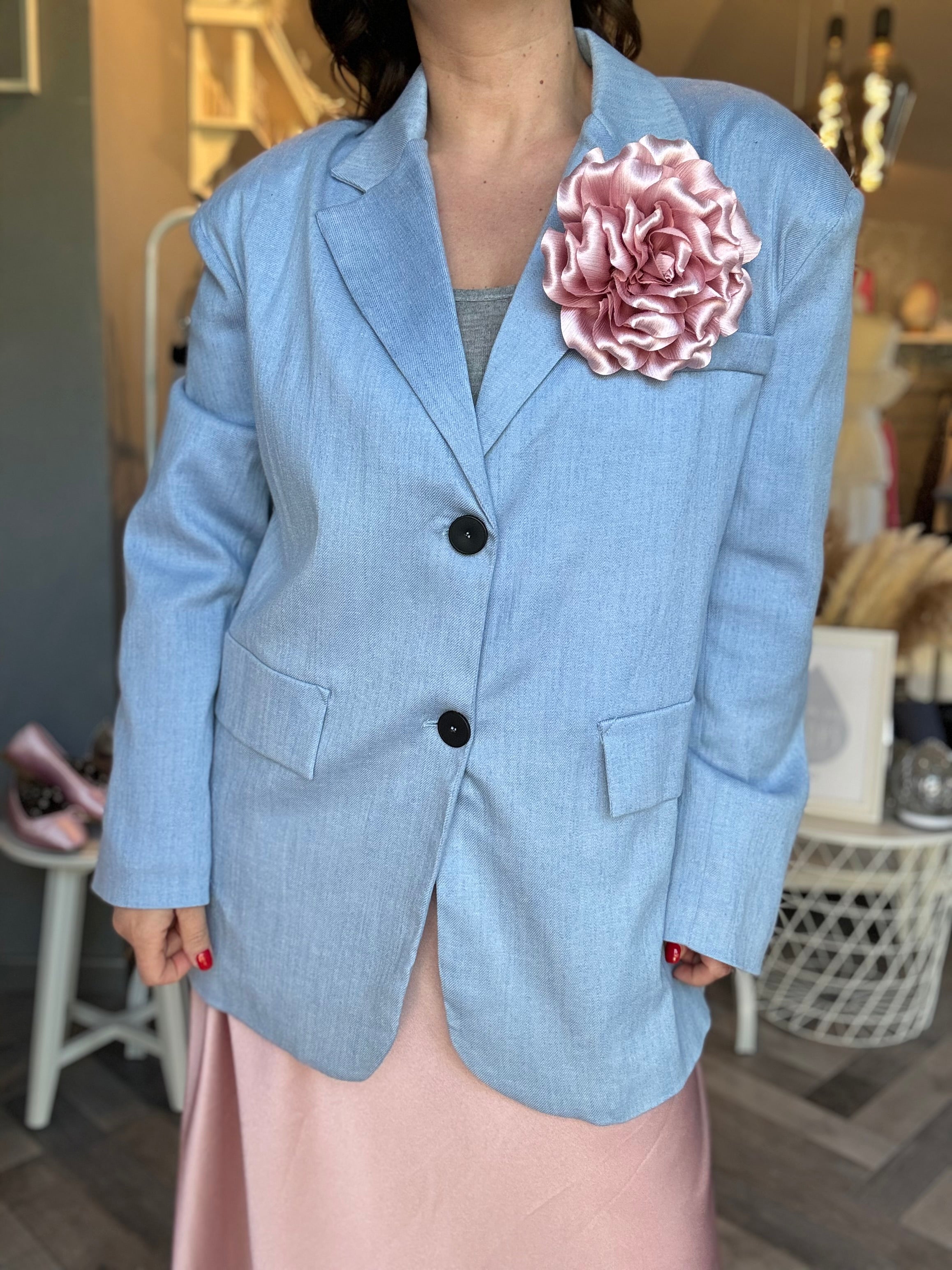 Blazer over jeans chambray