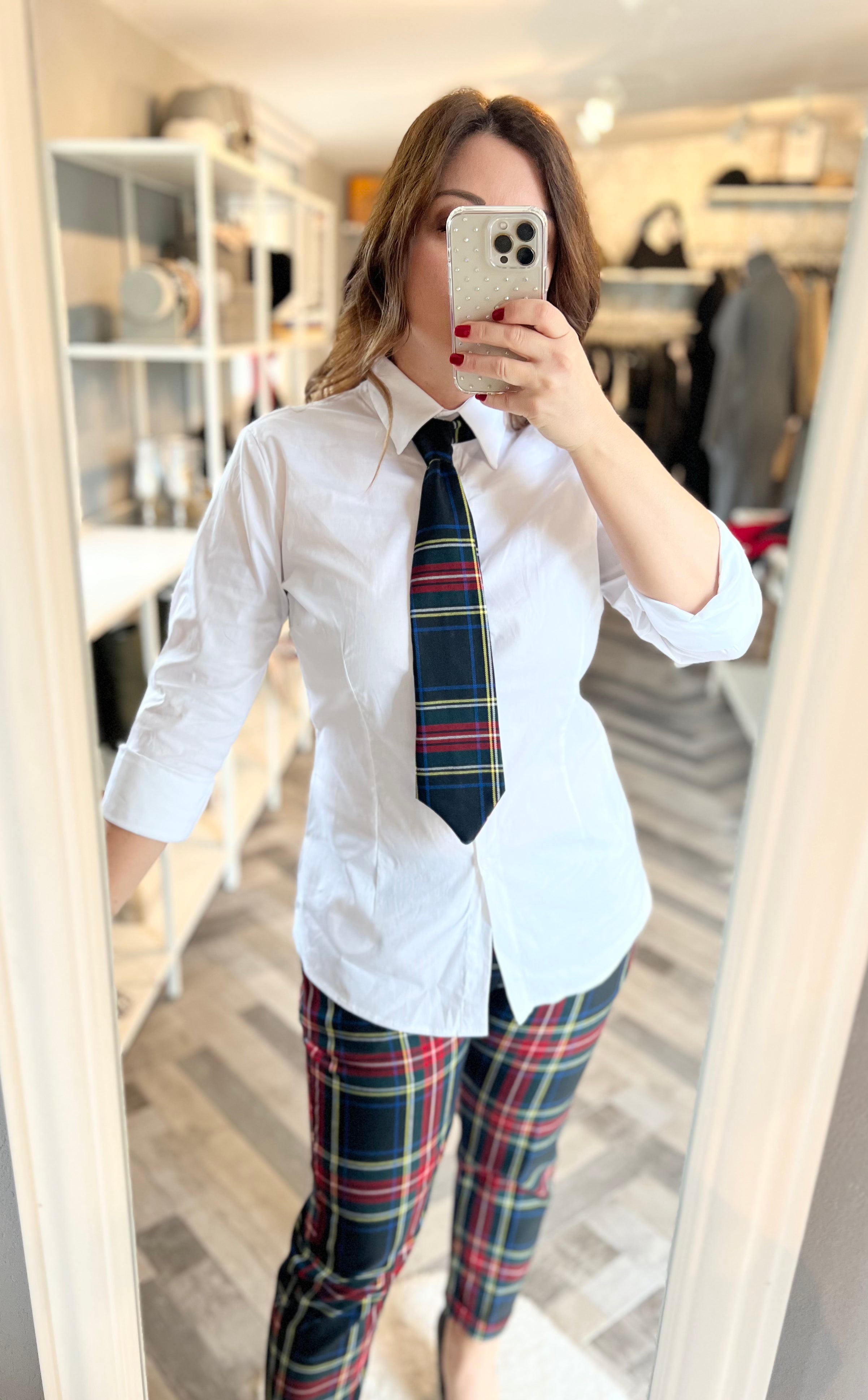 Camicia con cravatta tartan