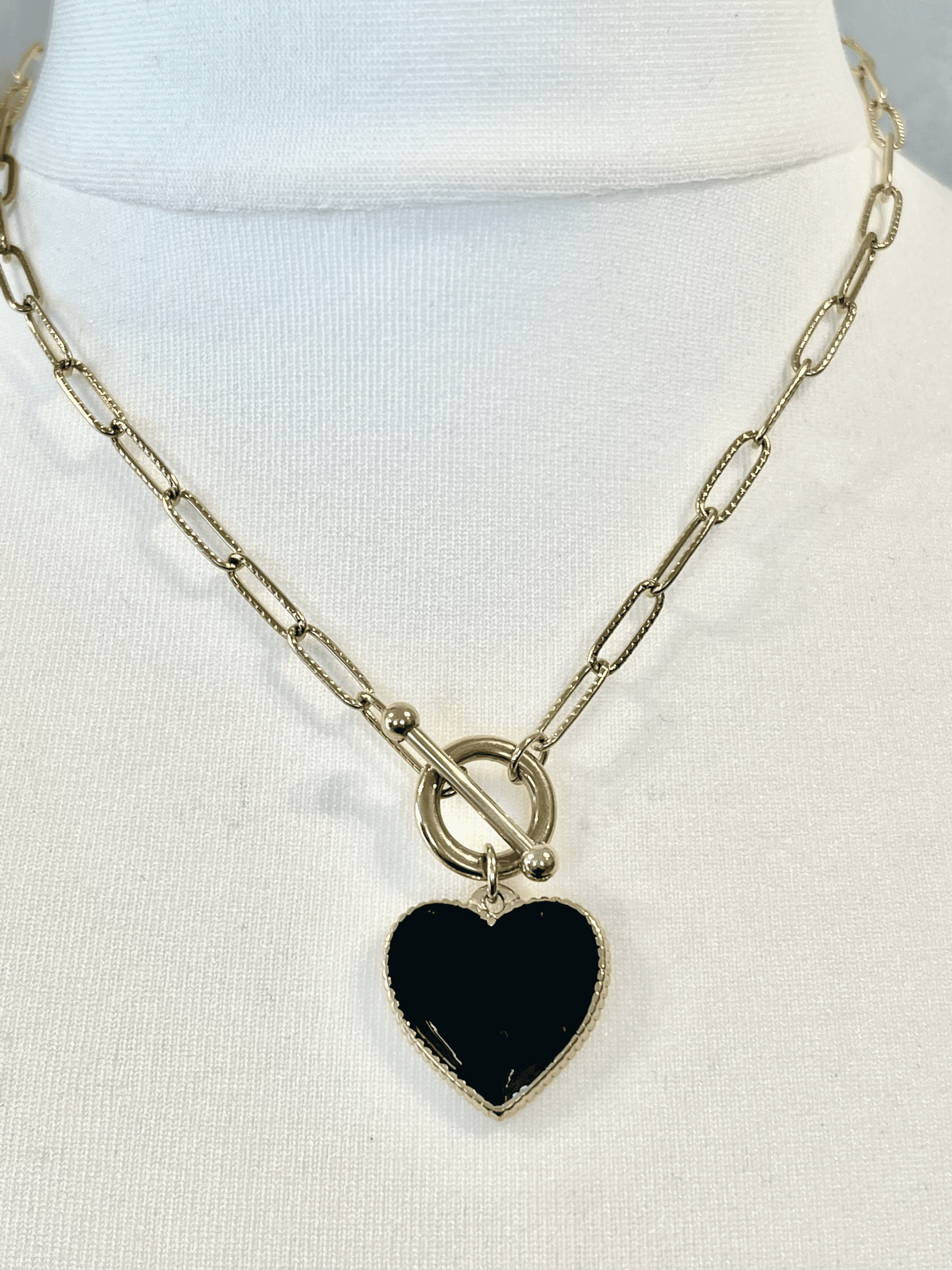 Collana cuore nero