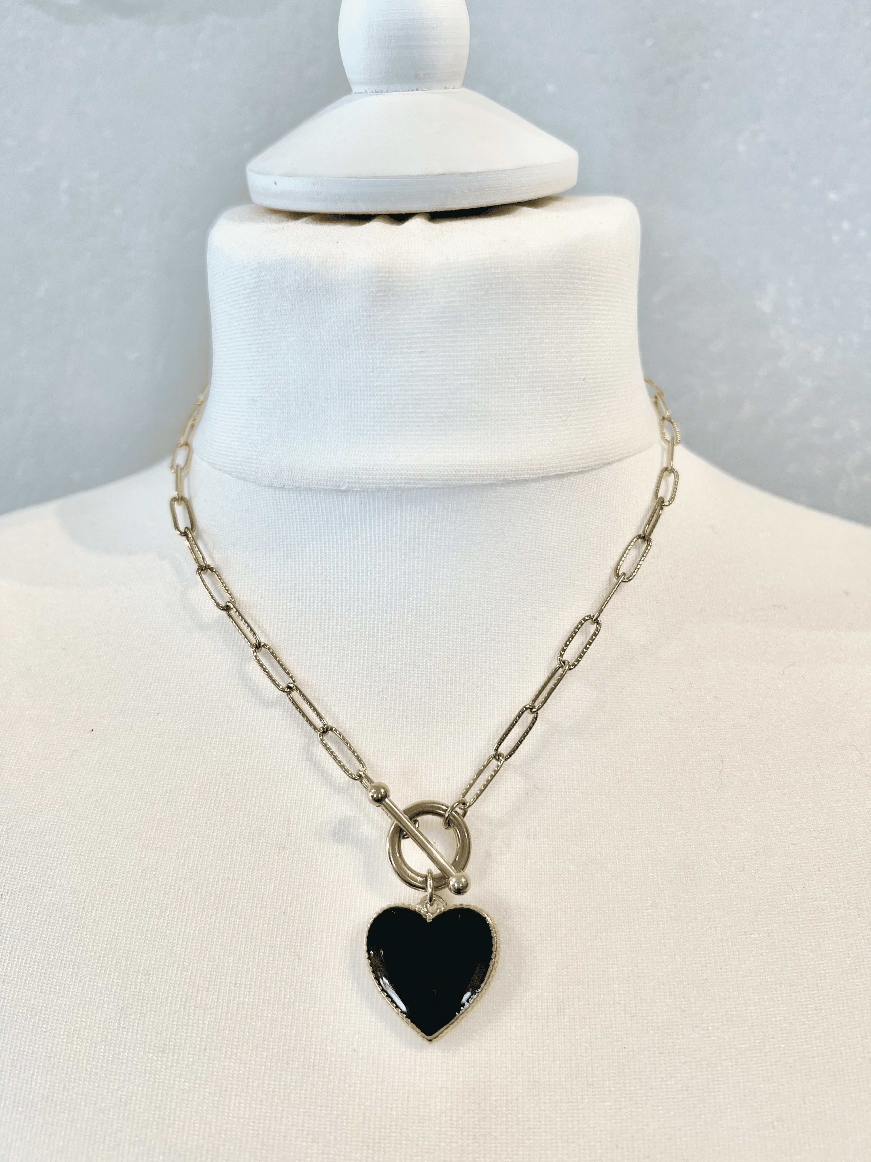 Collana cuore nero